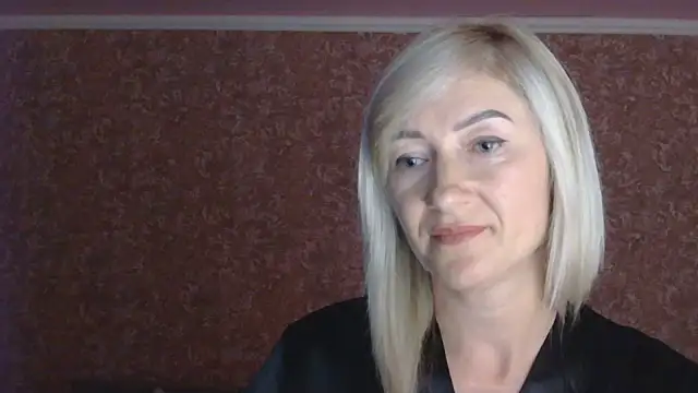 Snapshot of moonlightAnna chatting on 15, 7, 2026 moonlightAnna online show from 15, 7, 2026