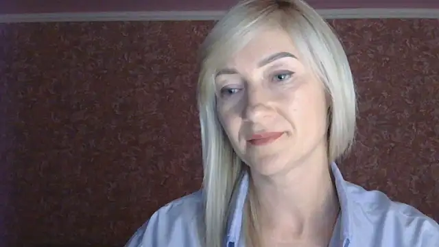 Snapshot of moonlightAnna chatting on 17, 7, 2026 moonlightAnna online show from 17, 7, 2026