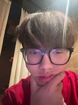 Snapshot of Ethan7063 chatting on 30, 6, 2026 Ethan7063 online show from 30, 6, 2026