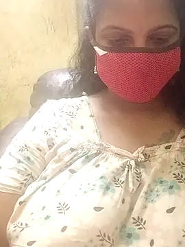 Snapshot of Poojitha-Queen chatting on 14, 7, 2026 Poojitha-Queen online show from 14, 7, 2026
