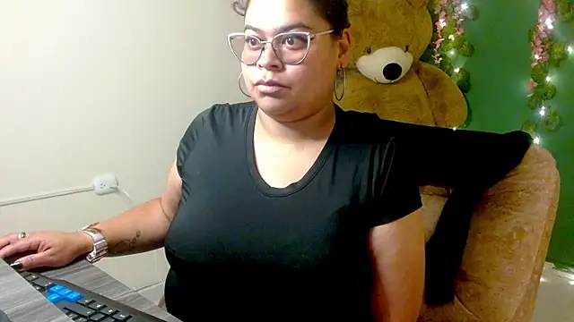 xiomara1609 online show from 30, 6, 2026