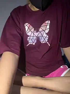 Sexy-deshigirls online show from 4, 7, 2026