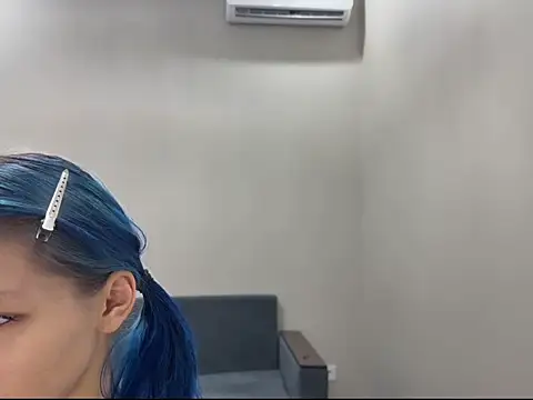 Snapshot of mimii_moon chatting on 10, 7, 2026 mimii moon online show from 10, 7, 2026