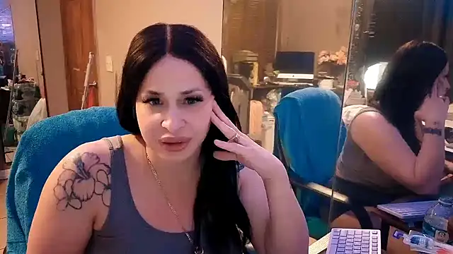 Snapshot of imisamoore69 chatting on 6, 3, 2026 imisamoore69 online show from 6, 3, 2026