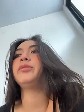 Kaia Bloom online show from 3, 7, 2026