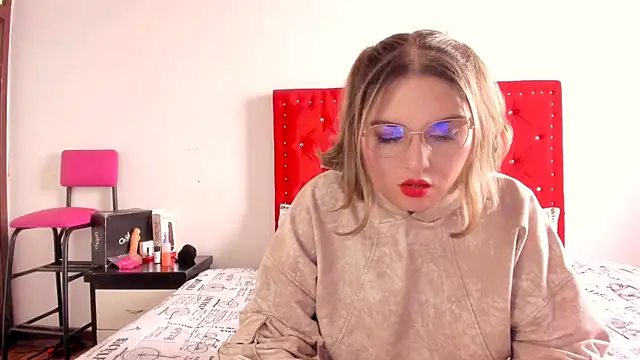 Sofia  bella online show from 3, 7, 2026