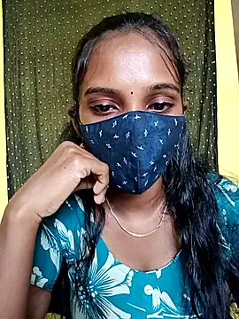 Snapshot of Tamil_Soloqueen_001 chatting on 16, 7, 2026 Tamil Soloqueen 001 online show from 16, 7, 2026