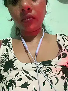 Miss-puhu online show from 12, 7, 2026