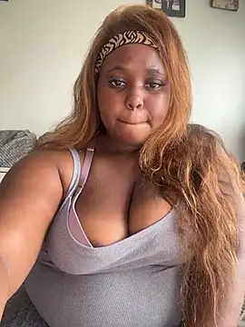 CurvySirenn online show from 16, 7, 2026