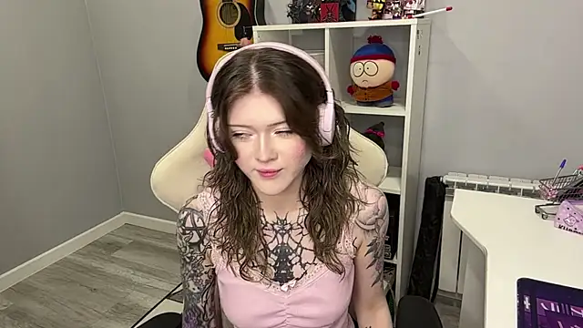Snapshot of OopsieBaby chatting on 14, 7, 2026 OopsieBaby online show from 14, 7, 2026