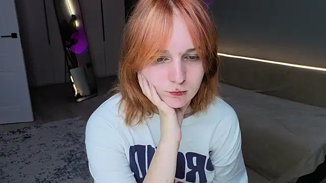 Snapshot of Selene_Graves chatting on 15, 7, 2026 Selene Graves online show from 15, 7, 2026