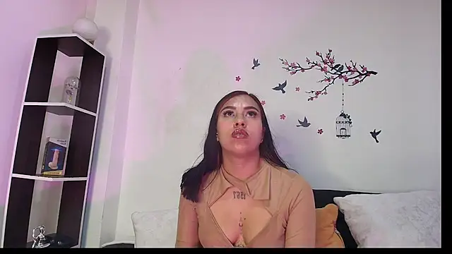  Luna Glow  online show from 15, 7, 2026
