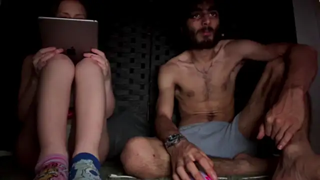 1rumcouple online show from 7, 7, 2026