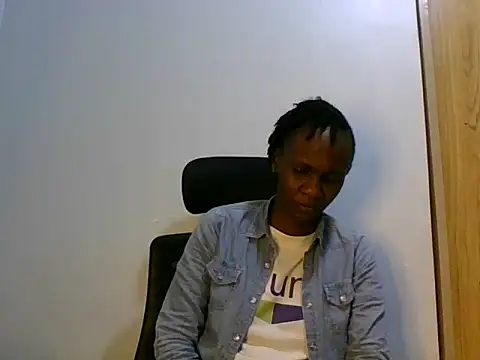 Snapshot of Little_Flower01 chatting on 8, 7, 2026 Little Flower01 online show from 8, 7, 2026