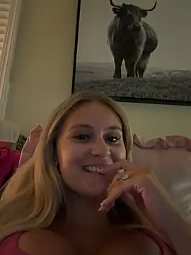 DaisyMonroexoxo online show from 12, 7, 2026