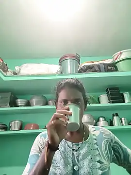 Snapshot of tamilchoclatebaby chatting on 19, 7, 2026 tamilchoclatebaby online show from 19, 7, 2026