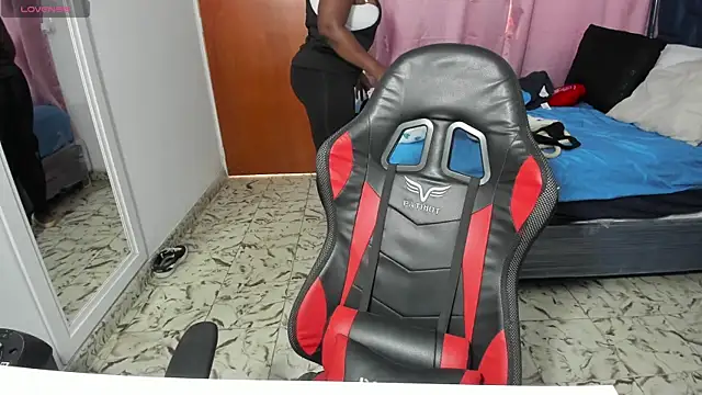 LupeAdams online show from 15, 3, 2026