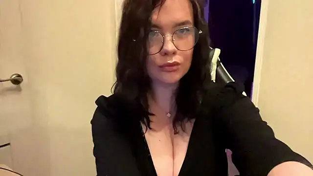 AdelinaVirelle online show from 14, 7, 2026