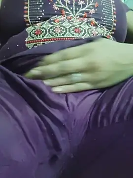 Sexy -couple online show from 7, 8, 2026