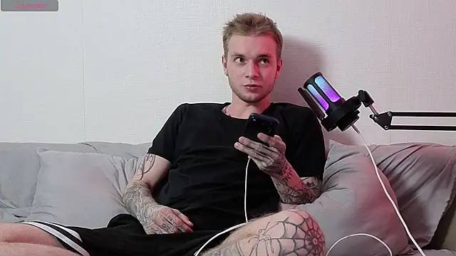 Snapshot of jxxxsti0n chatting on 24, 7, 2026 jxxxsti0n online show from 24, 7, 2026