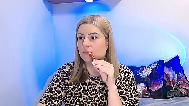 alisenties online show from 29, 4, 2026