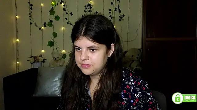 AmaliaLorens950 online show from 13, 7, 2026