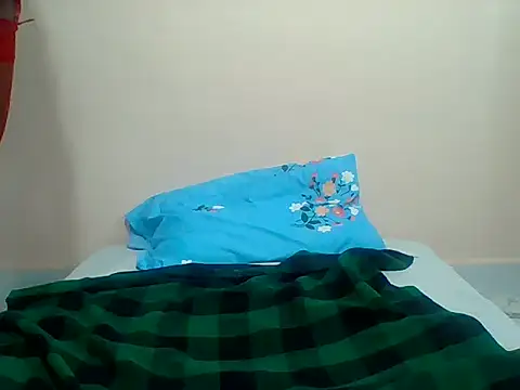 Amanda-Flower online show from 14, 7, 2026