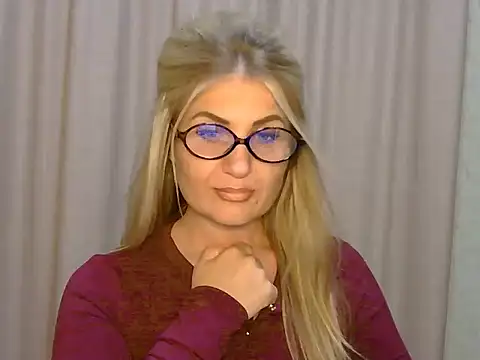 Snapshot of NellyClarckson chatting on 18, 7, 2026 NellyClarckson online show from 18, 7, 2026