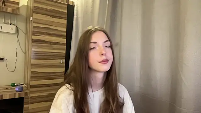 Clara kitty online show from 16, 7, 2026