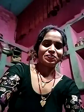 Snapshot of Simran_Love143 chatting on 17, 7, 2026 Simran Love143 online show from 17, 7, 2026