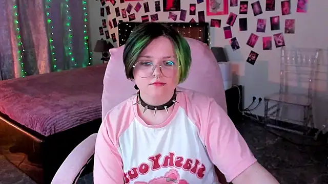 Snapshot of Biooohazard chatting on 15, 7, 2026 Biooohazard online show from 15, 7, 2026