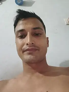 Snapshot of NAVINUKhot_boy chatting on 18, 7, 2026 NAVINUKhot boy online show from 18, 7, 2026