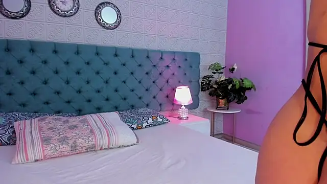 TamaraaRoss online show from 28, 7, 2026