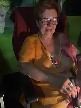 Snapshot of Yvonne-A chatting on 20, 7, 2026 Yvonne-A online show from 20, 7, 2026
