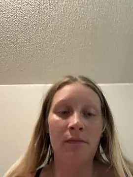 Lipsofanangelll online show from 27, 7, 2026