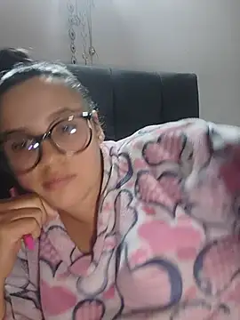 Snapshot of Mia_Rouse6 chatting on 29, 7, 2026 Mia Rouse6 online show from 29, 7, 2026