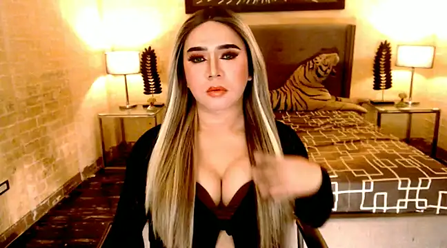 BigCumHuntersxx online show from 20, 1, 2025