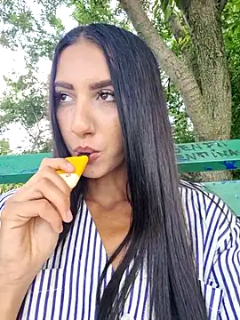 Snapshot of Andreea_C chatting on 25, 7, 2026 Andreea C online show from 25, 7, 2026