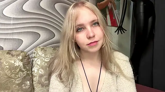 IrmgardCheli online show from 26, 7, 2026