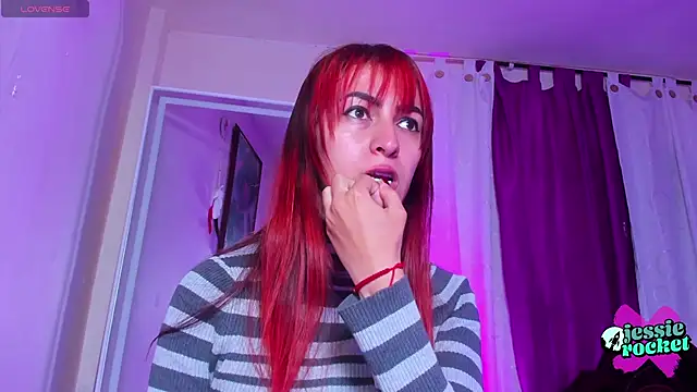 Snapshot of jessierocketx chatting on 17, 10, 2025 jessierocketx online show from 17, 10, 2025