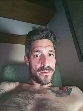 Snapshot of Robin35 chatting on 3, 8, 2026 Robin35 online show from 3, 8, 2026