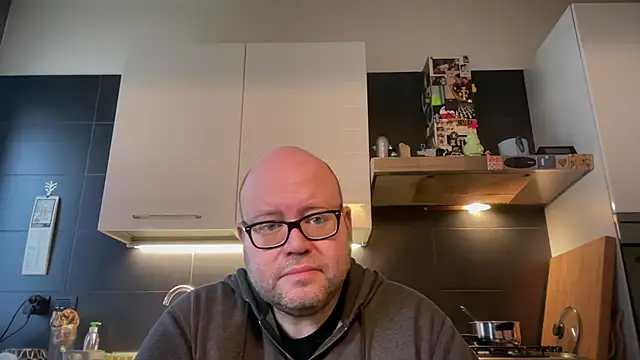 theitalianbear online show from 18, 1, 2025