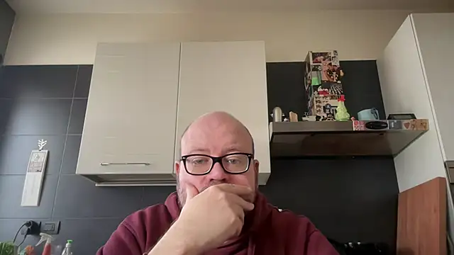 theitalianbear online show from 18, 2, 2025