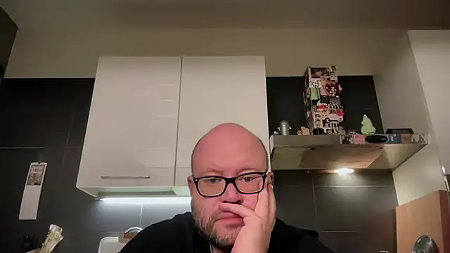 theitalianbear online show from 9, 10, 2025