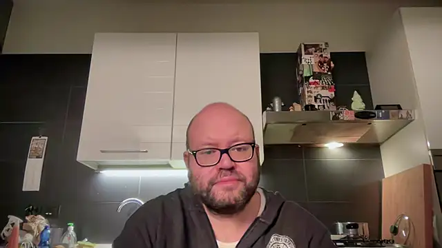 theitalianbear online show from 18, 10, 2025