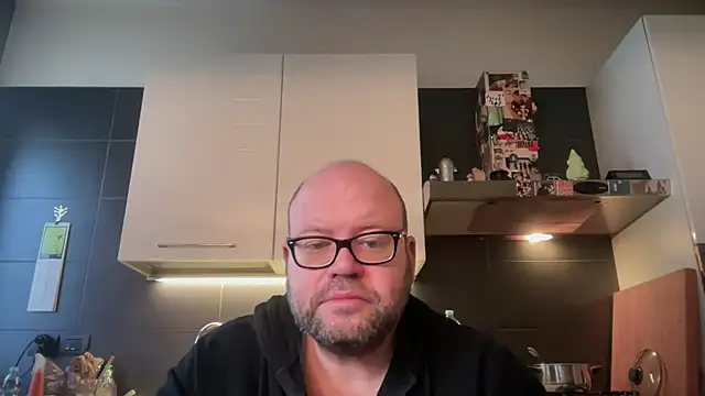 Snapshot of theitalianbear chatting on 7, 3, 2026 theitalianbear online show from 7, 3, 2026