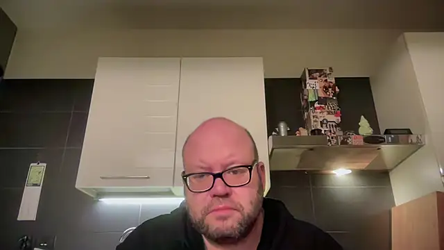 Snapshot of theitalianbear chatting on 9, 3, 2026 theitalianbear online show from 9, 3, 2026