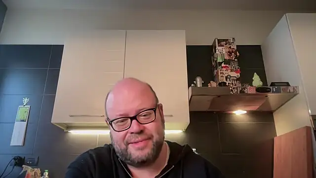 Snapshot of theitalianbear chatting on 11, 3, 2026 theitalianbear online show from 11, 3, 2026