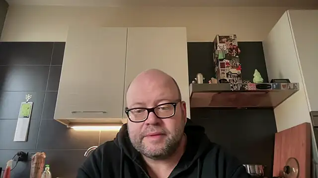 Snapshot of theitalianbear chatting on 1, 4, 2026 theitalianbear online show from 1, 4, 2026