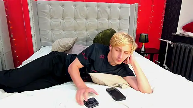 DamonLux  online show from 27, 7, 2026